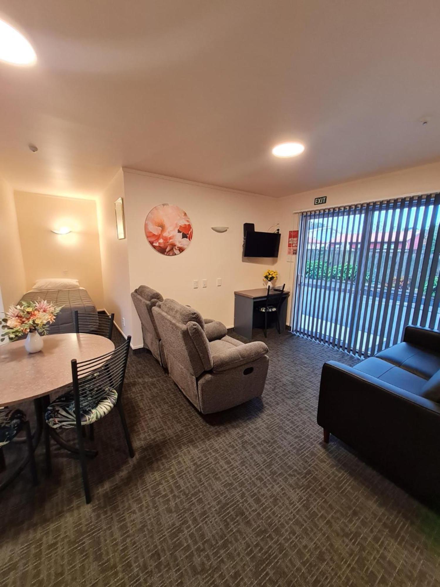 Avenue Heights Motel Whangarei Luaran gambar