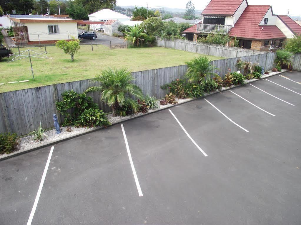 Avenue Heights Motel Whangarei Luaran gambar